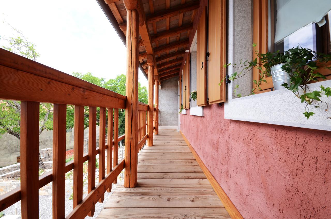 Matijevi Apartments Sistiana Ngoại thất bức ảnh