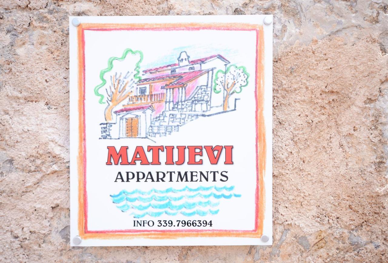 Matijevi Apartments Sistiana Ngoại thất bức ảnh